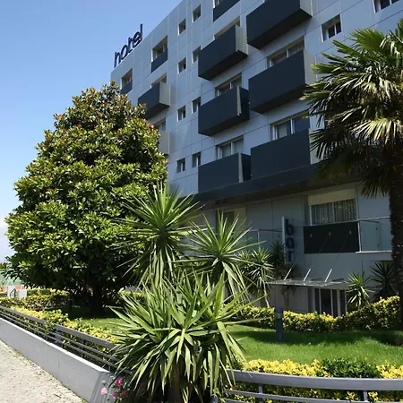 Hotel Feira Pedra Bela