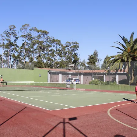 מלון Feira Pedra Bela