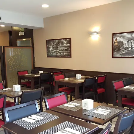 מלון Feira Pedra Bela סנטה מריה דה פיירה