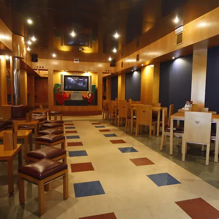 מלון Feira Pedra Bela סנטה מריה דה פיירה