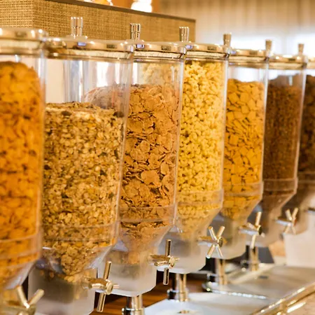 Feira Pedra Bela מלון 4*