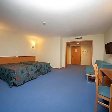 Hotel Feira Pedra Bela 4*