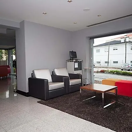 Hotel Feira Pedra Bela