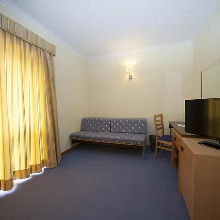 מלון Feira Pedra Bela סנטה מריה דה פיירה