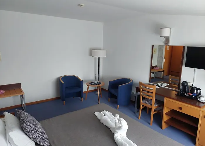 Otel Feira Pedra Bela