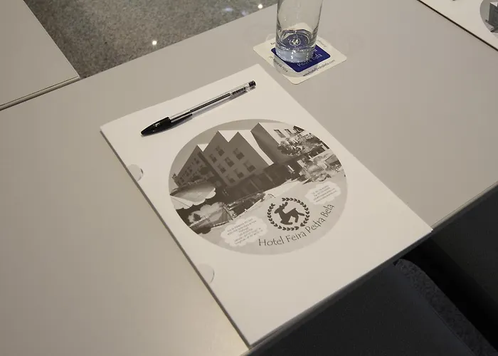 Hotel Feira Pedra Bela